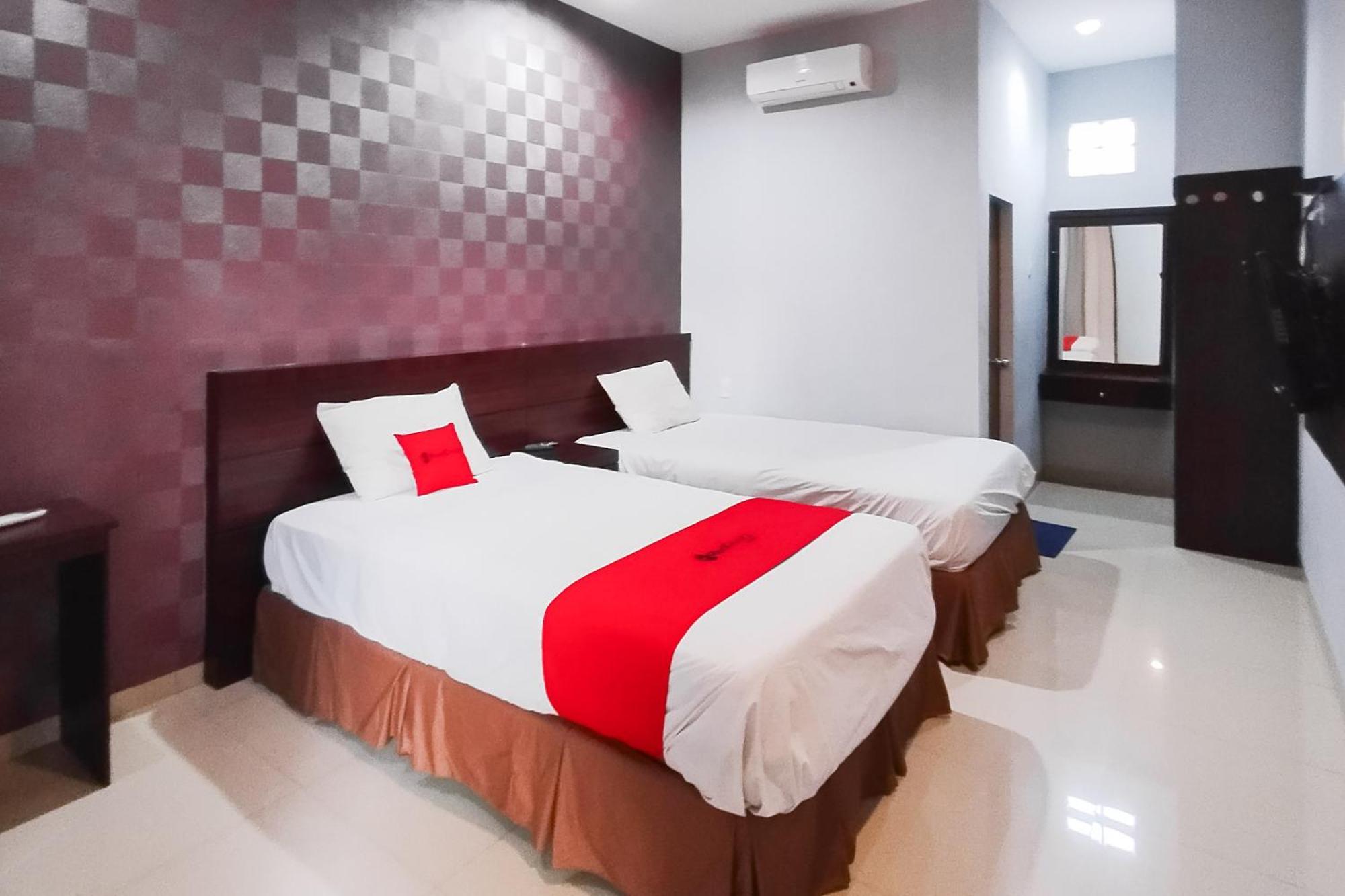Reddoorz Syariah Near Lotte Grosir Medan Hotel Sunggal Exterior photo