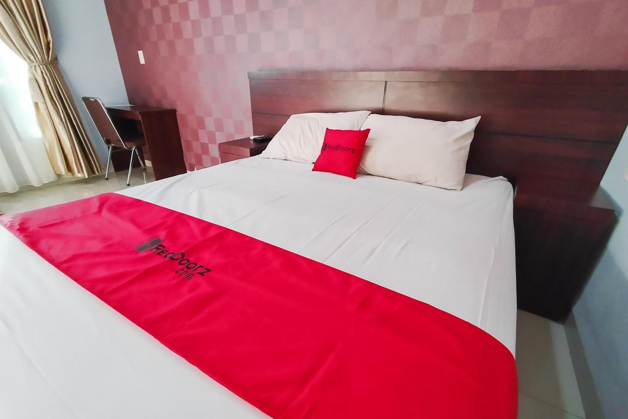 Reddoorz Syariah Near Lotte Grosir Medan Hotel Sunggal Exterior photo
